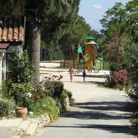 Camping Des Alberes Laroque-des-Albères Eksteriør billede